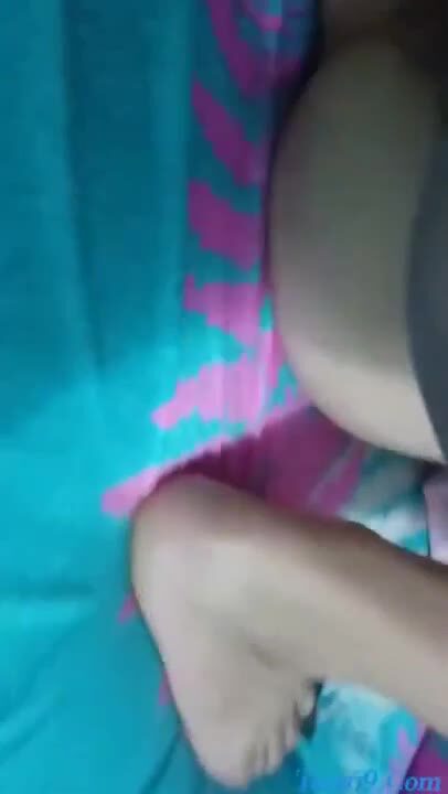 Cô gái bùng hàng bị anh shipper phang bầm bướm ướt át – sexkorea